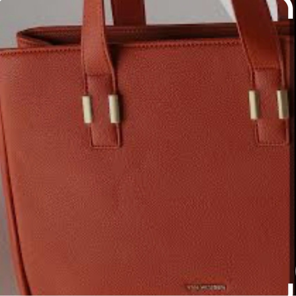 Elegant Leather Tote Bag